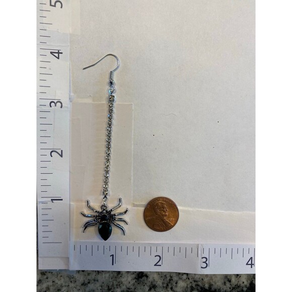 Earrings Spider Dangle Rhinestone & Black Body Goth Halloween Spooky Scary Witch - Picture 4 of 5